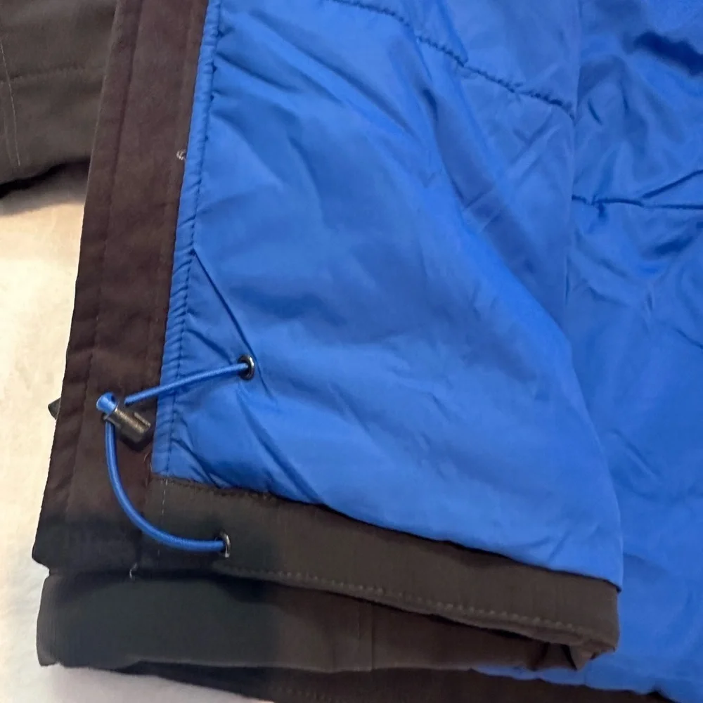 The North Face Men's Charcoal and Cobalt Performance Jacket